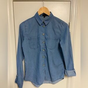 Women’s TOPSHOP Jean Button-down Shirt